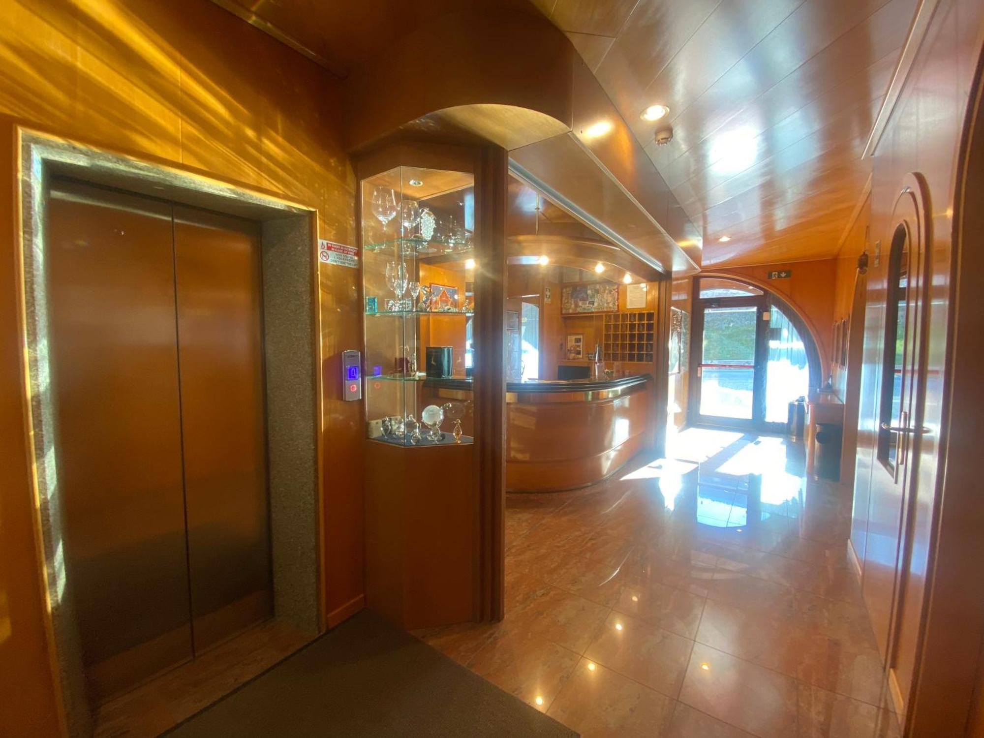 Hotel International Tarvisio Luaran gambar